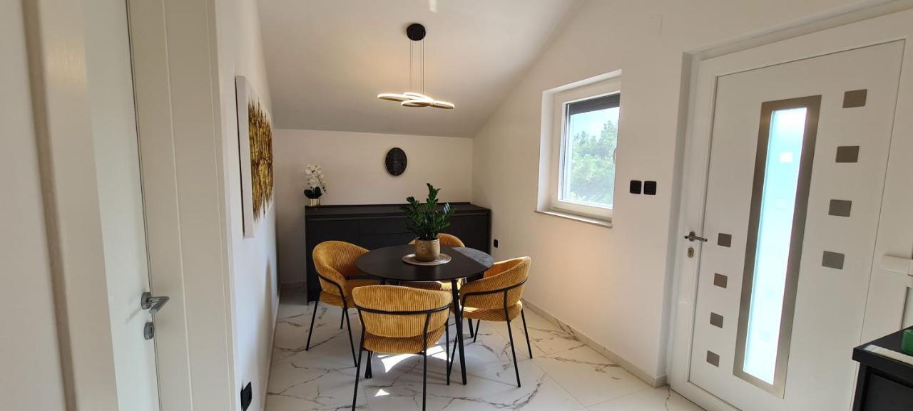 Apartments Rajna Čižići Eksteriør billede
